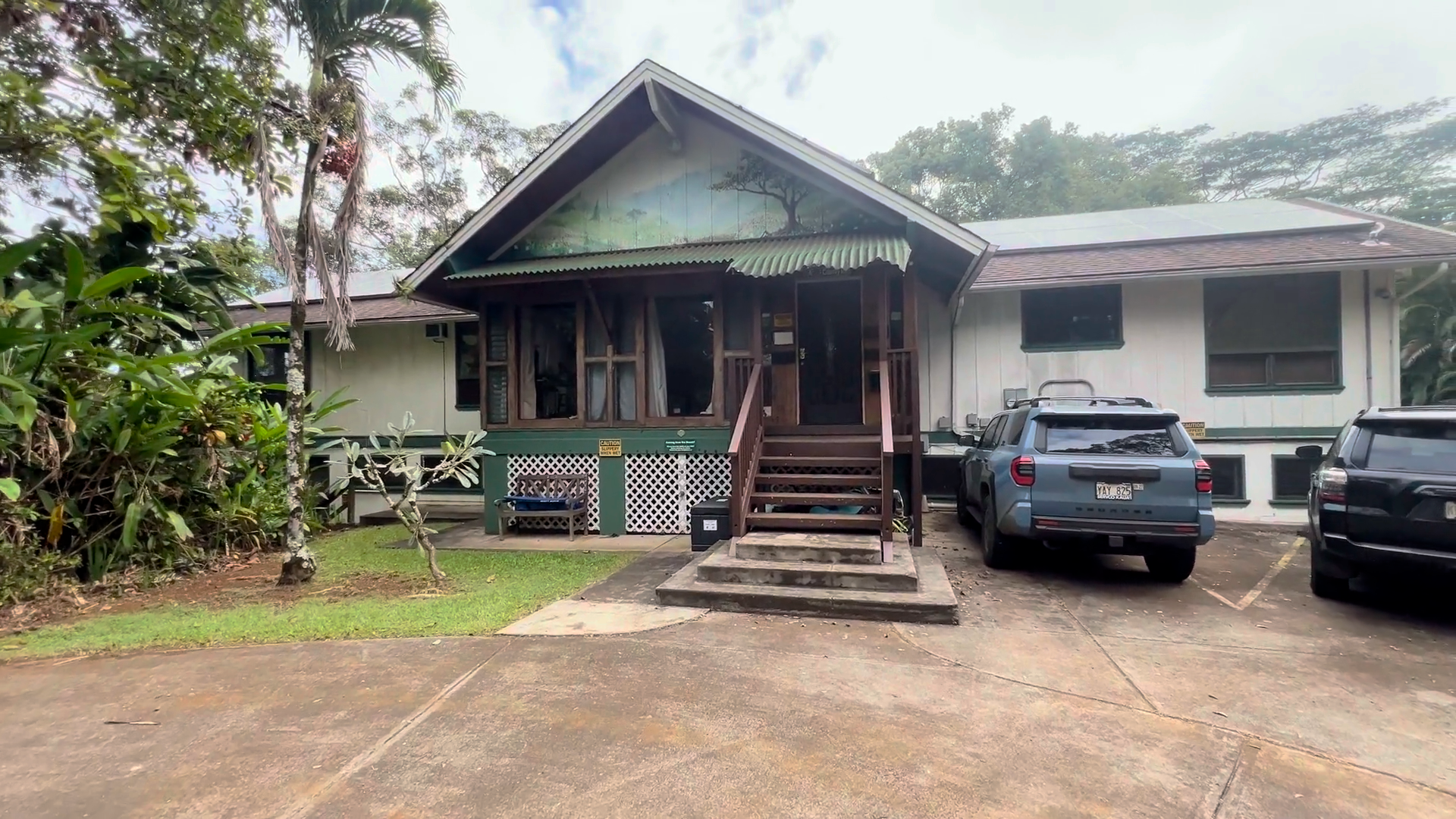 Step #2: Arrive at 6440B Olohena Road.