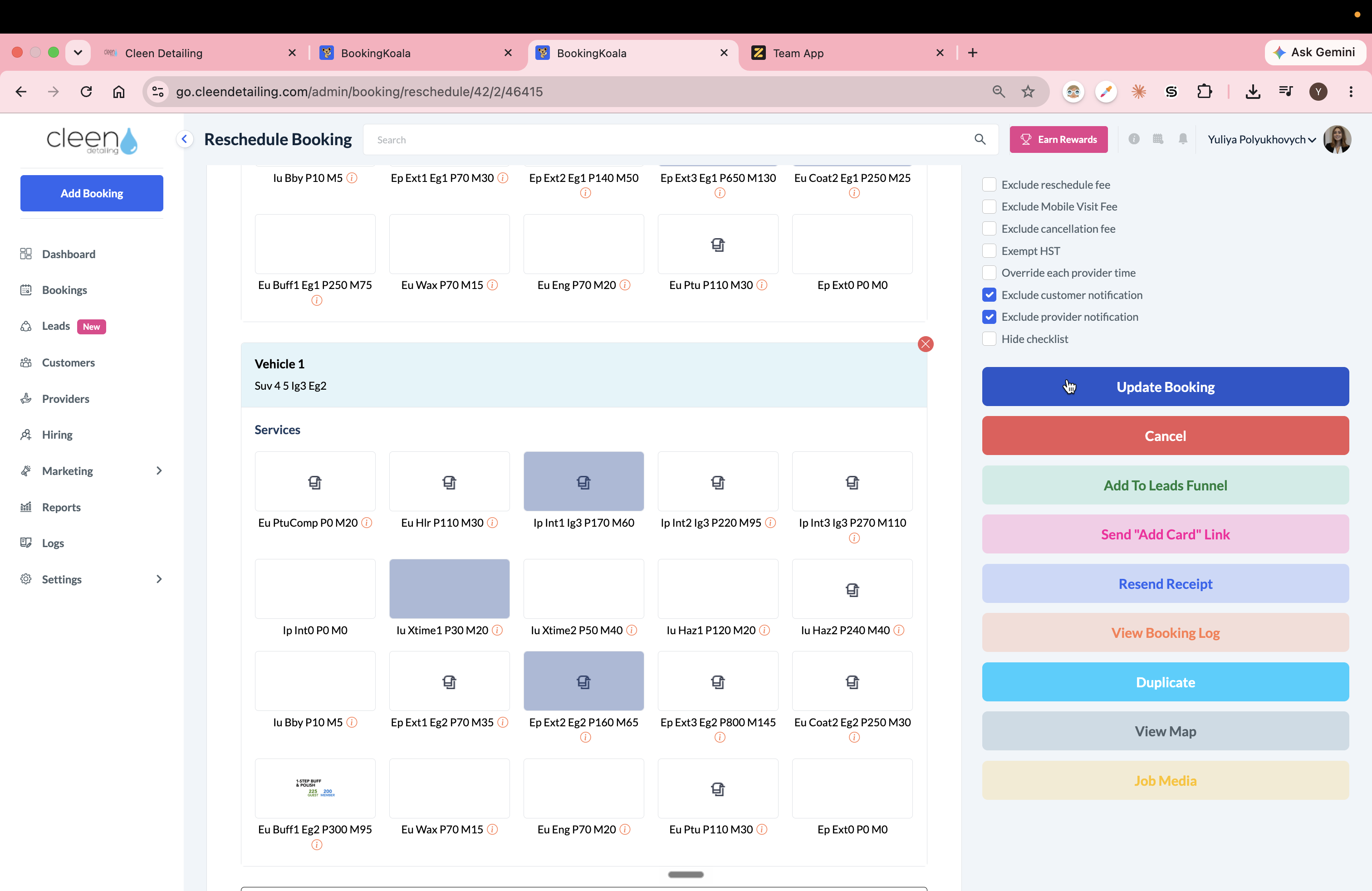Step #8: Click the Update Booking button to make the booking ready to be charged. -> The "Charge" Green Button will appear in the right-hand sidebar.